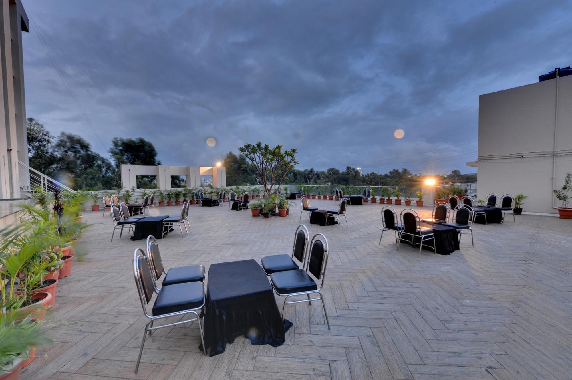 The Fern Residency, Vadgaon - Talegaon, Pune Екстер'єр фото