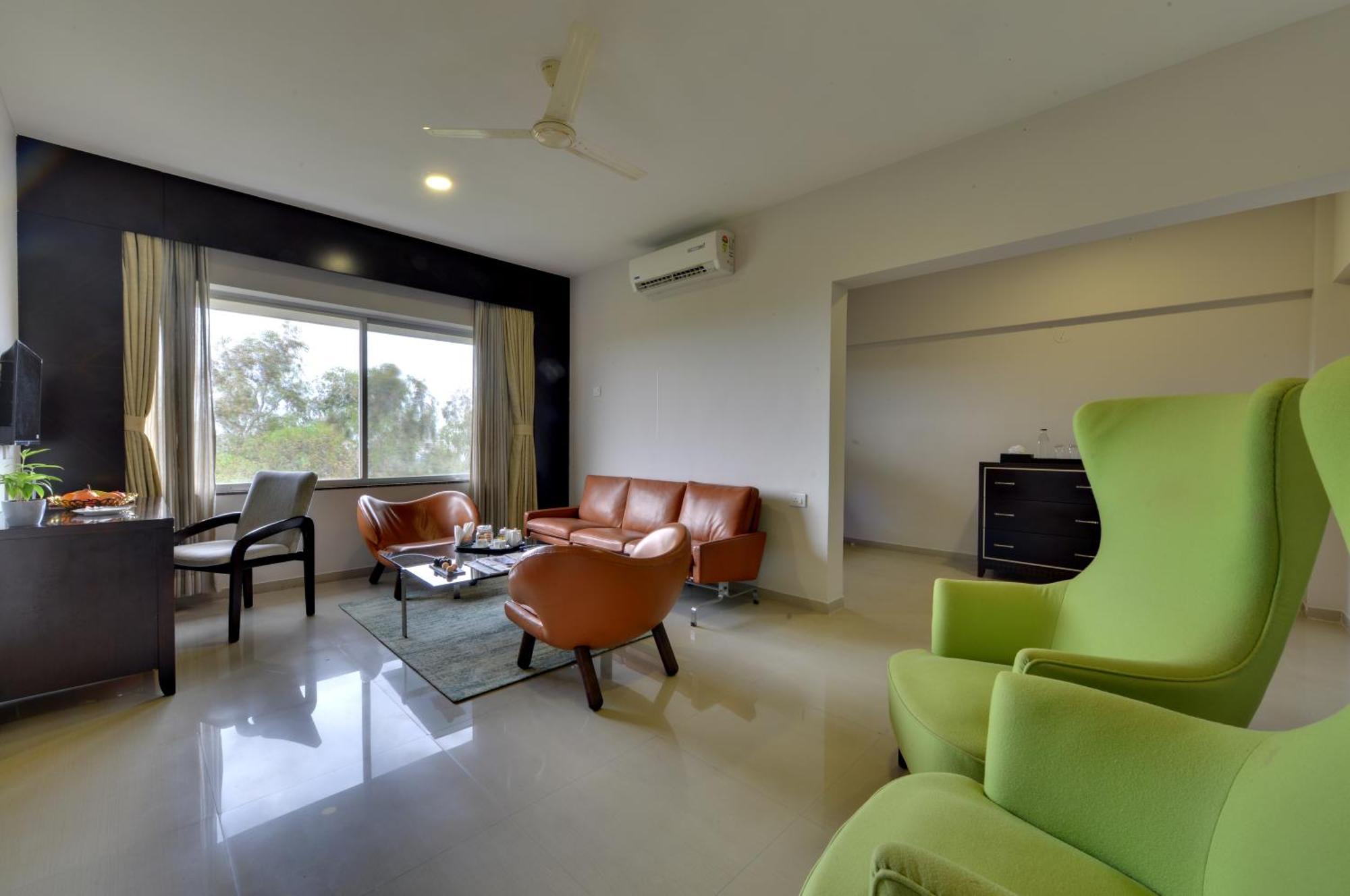 The Fern Residency, Vadgaon - Talegaon, Pune Екстер'єр фото